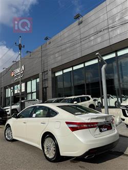 تويوتا أفالون